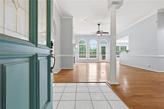 102 Pier Thirty Three, Townville, SC 29689