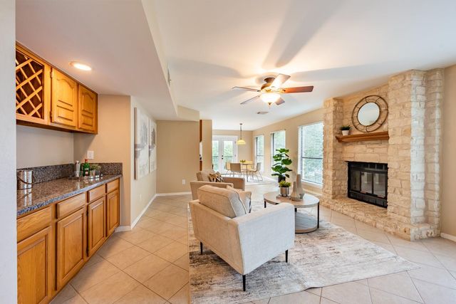 9005 Scottish Pastures DR, Austin, TX 78750
