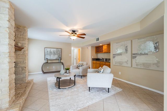 9005 Scottish Pastures DR, Austin, TX 78750