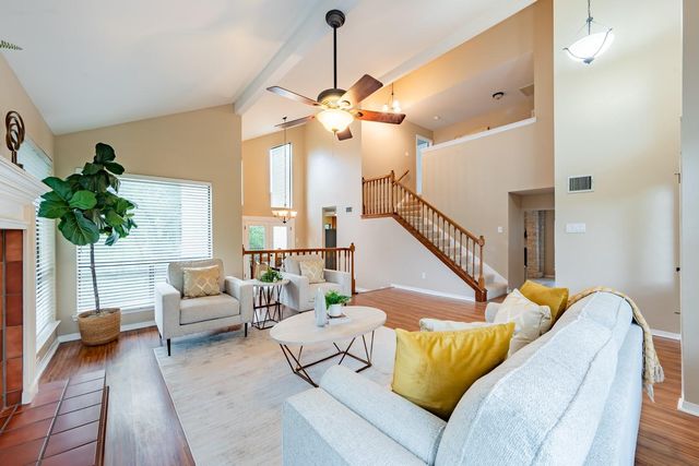 9005 Scottish Pastures DR, Austin, TX 78750