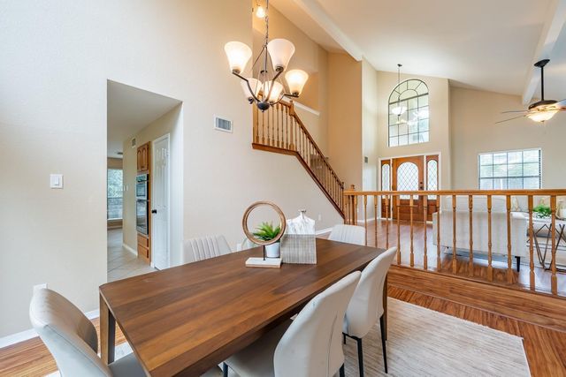 9005 Scottish Pastures DR, Austin, TX 78750