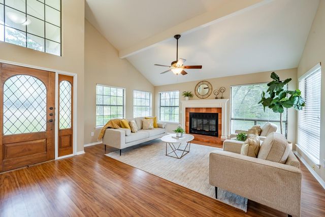 9005 Scottish Pastures DR, Austin, TX 78750