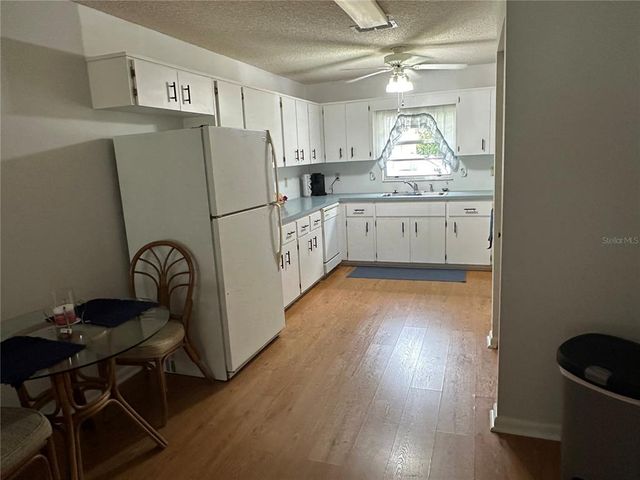 8801 SW 92ND STREET B, Ocala, FL 34481