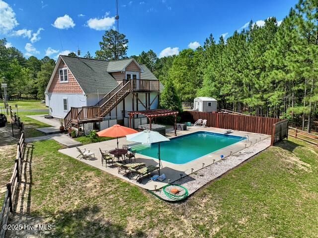 334 Hennings Drive, Vass, NC 28394