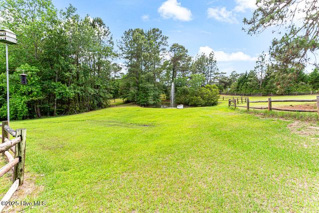 334 Hennings Drive, Vass, NC 28394