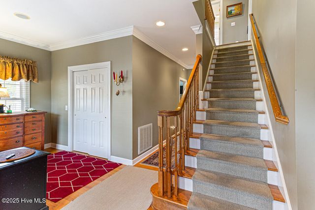 334 Hennings Drive, Vass, NC 28394