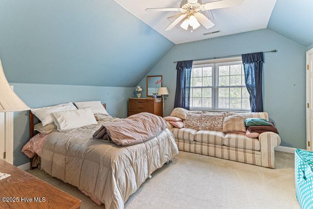 334 Hennings Drive, Vass, NC 28394