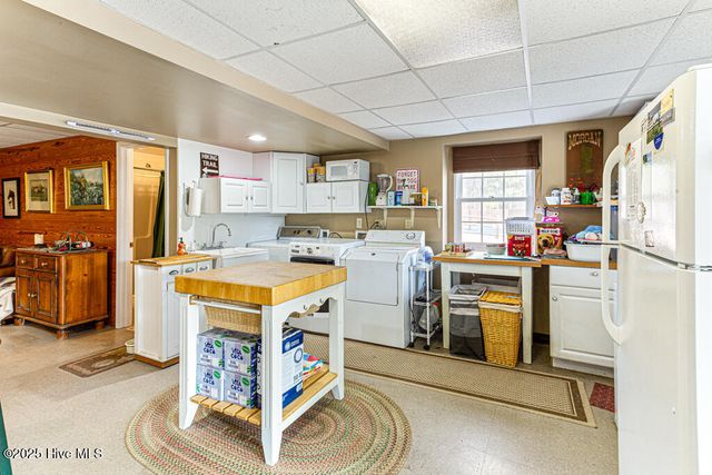 334 Hennings Drive, Vass, NC 28394