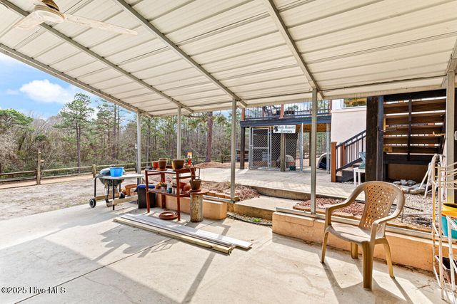 334 Hennings Drive, Vass, NC 28394