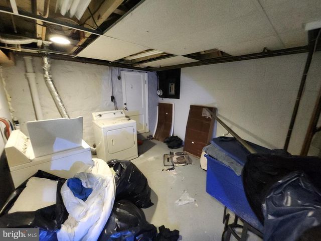 1310 EDISON HWY, Baltimore, MD 21213