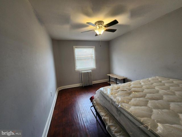 1310 EDISON HWY, Baltimore, MD 21213