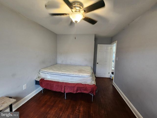 1310 EDISON HWY, Baltimore, MD 21213