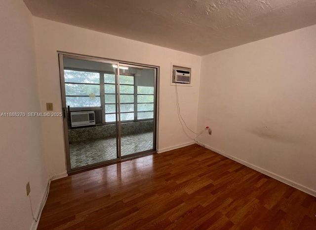 19080 NE 3rd Court 312, Miami, FL 33179