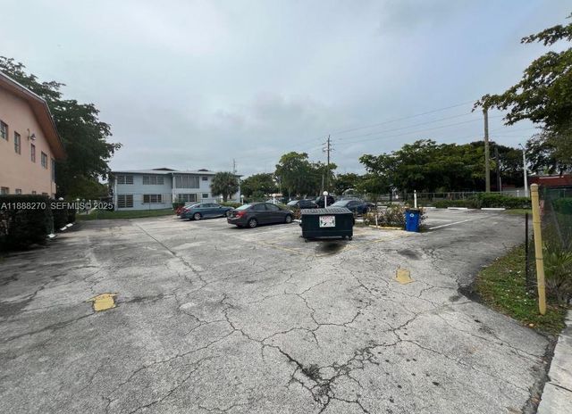 19080 NE 3rd Court 312, Miami, FL 33179