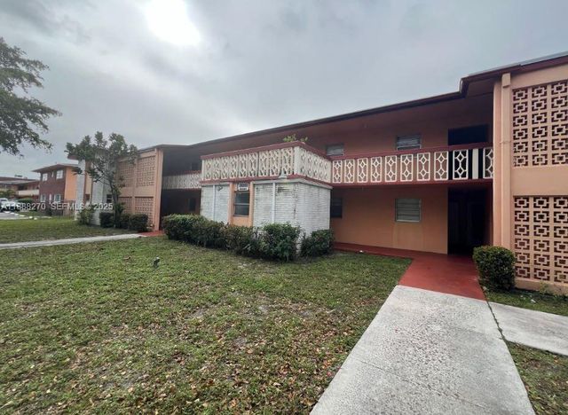19080 NE 3rd Court 312, Miami, FL 33179