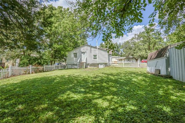 508 3rd Street, Belton, MO 64012