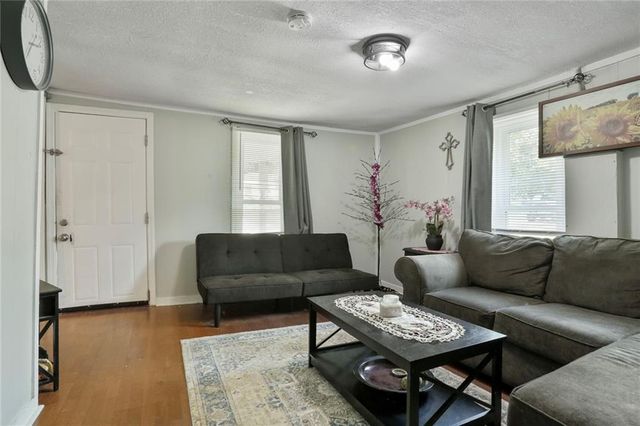 508 3rd Street, Belton, MO 64012