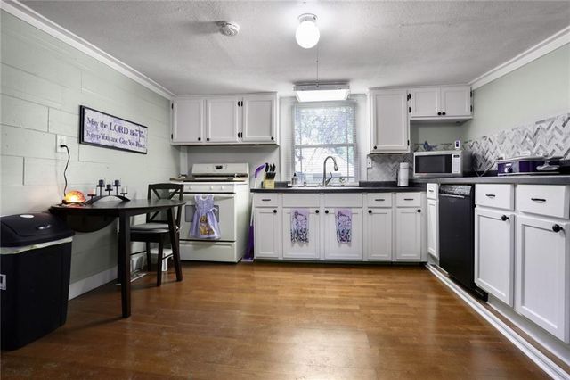 508 3rd Street, Belton, MO 64012