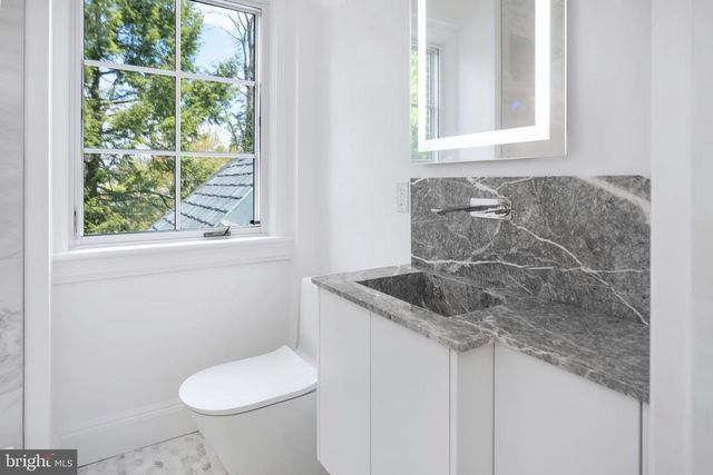 87 LIBRARY PL, Princeton, NJ 08540