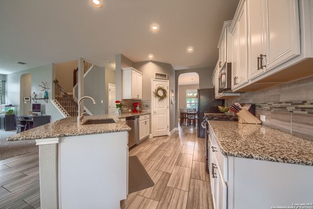 6330 BLACK BEAR, San Antonio, TX 78253