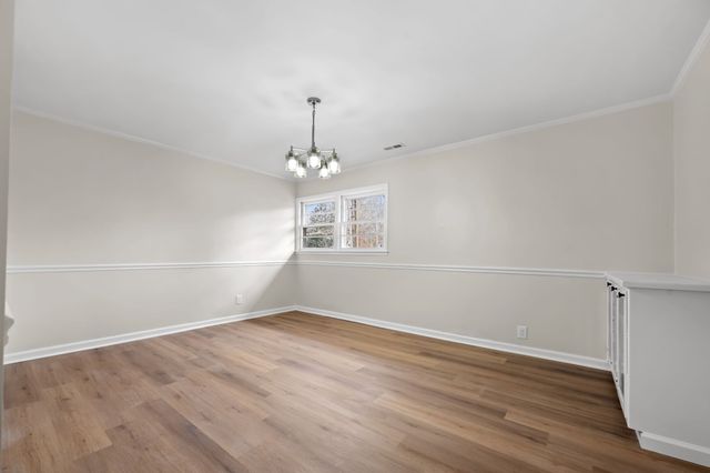 1003 Pickett Dr, Tullahoma, TN 37388