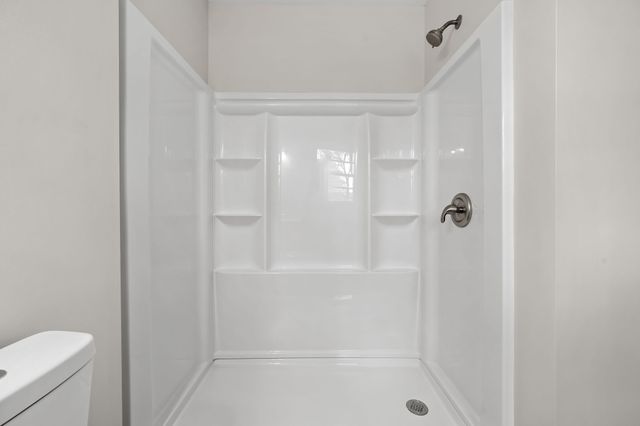 1003 Pickett Dr, Tullahoma, TN 37388