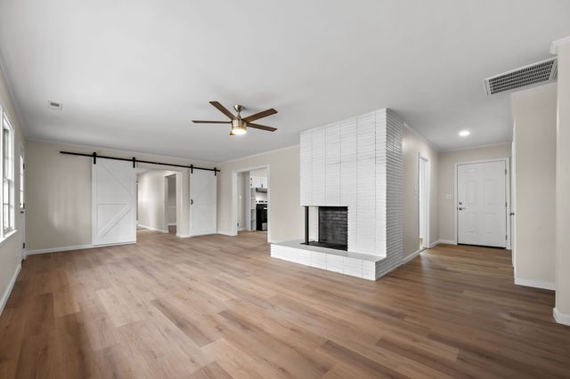 1003 Pickett Dr, Tullahoma, TN 37388