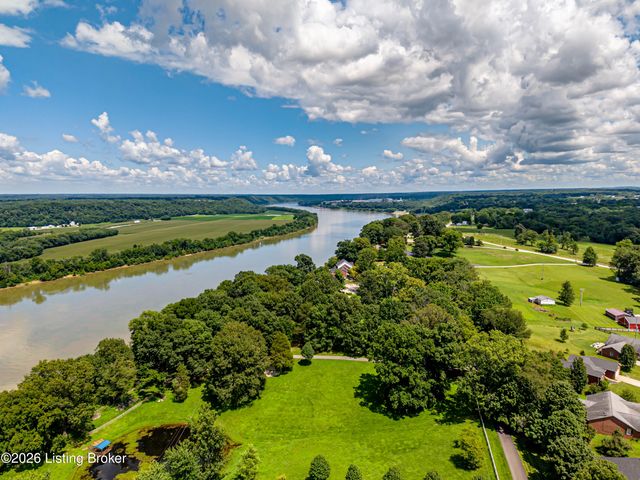 107 Donna Dr, Brandenburg, KY 40108