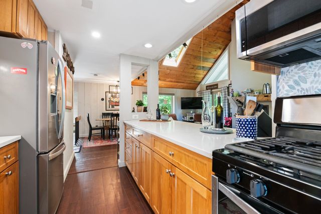 2 Draper Mill Road, Grantham, NH 03753