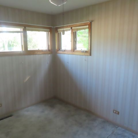 18325 W Lakeview Terrace, Gurnee, IL 60031