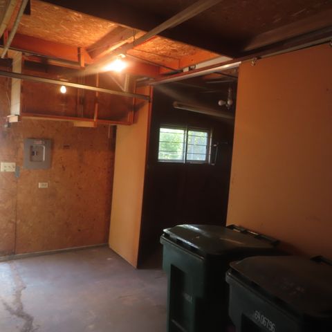 18325 W Lakeview Terrace, Gurnee, IL 60031