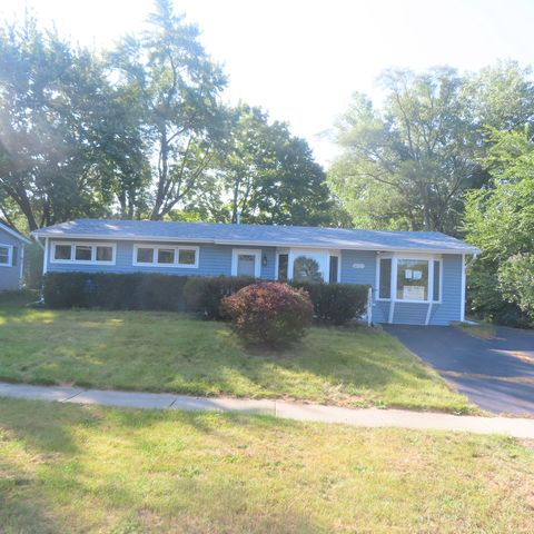 18325 W Lakeview Terrace, Gurnee, IL 60031