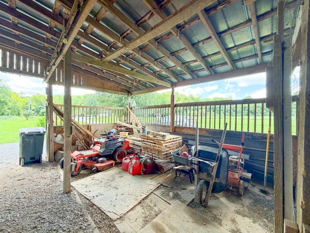 1342 Buchanan Creek Rd, Pulaski, TN 38478