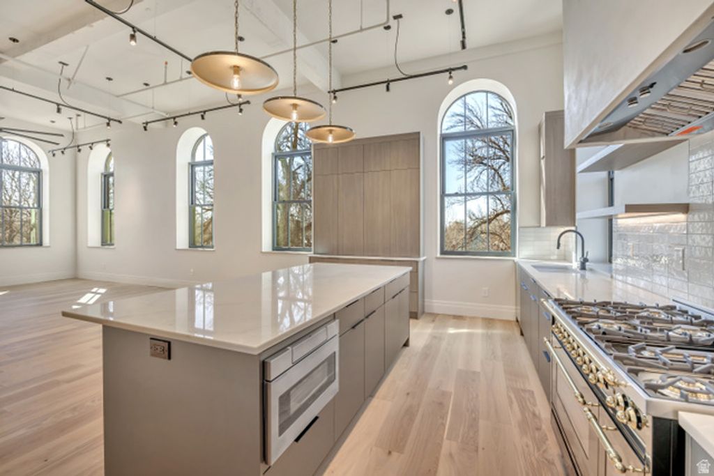 Image 14 of property listing at 849 S 800 E #4, Salt Lake City, UT 84102