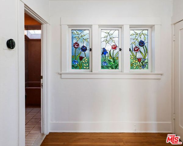 1630 N Benton Way, Los Angeles, CA 90026