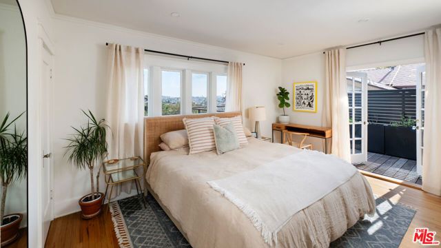 1630 N Benton Way, Los Angeles, CA 90026