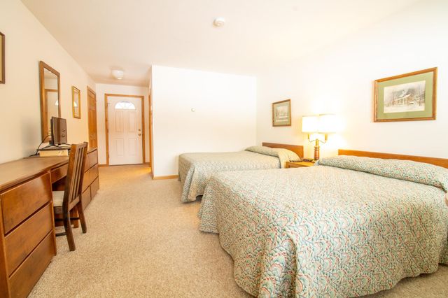 1646 Daniel Webster Highway Unit 42, Woodstock, NH 03293