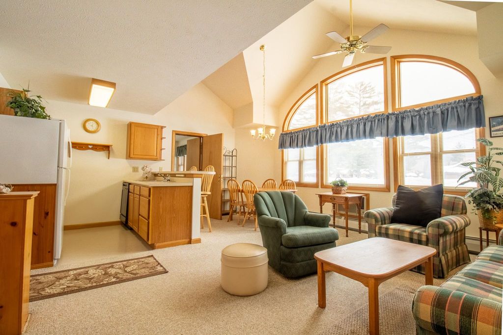 1646 Daniel Webster Highway Unit 42, Woodstock, NH 03293