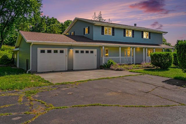 4761 E Arrowhead Drive, Berrien Springs, MI 49103