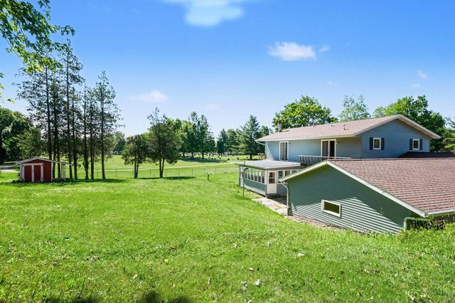 4761 E Arrowhead Drive, Berrien Springs, MI 49103