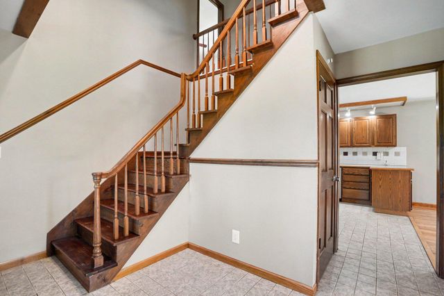 4761 E Arrowhead Drive, Berrien Springs, MI 49103
