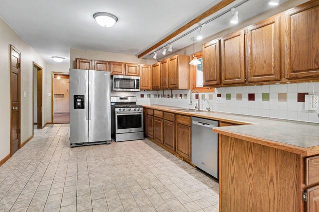 4761 E Arrowhead Drive, Berrien Springs, MI 49103