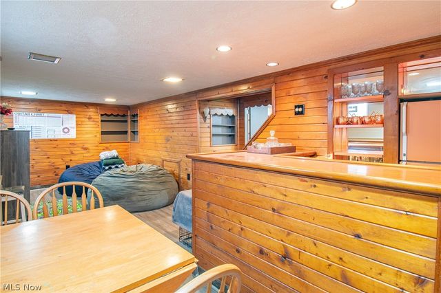 2447 24th Street, Cuyahoga Falls, OH 44223