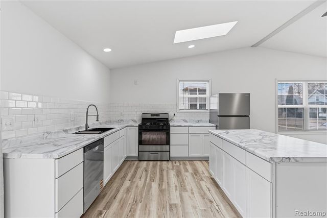 137 S Andre Street, Saginaw, MI 48602