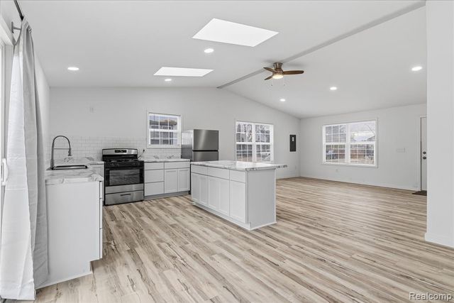 137 S Andre Street, Saginaw, MI 48602