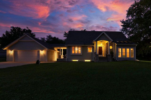 3626 W Missouri AVENUE, Franklin, WI 53132