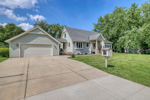 3626 W Missouri AVENUE, Franklin, WI 53132