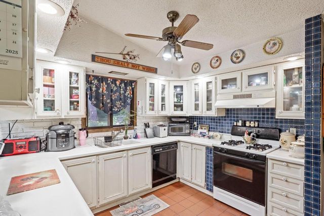 2720 PARKWAY COURT, Wisconsin Rapids, WI 54494