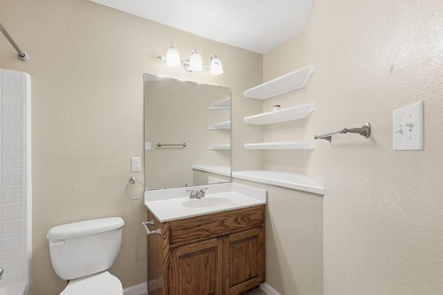 613 N Apricot, Alpine, TX 79830