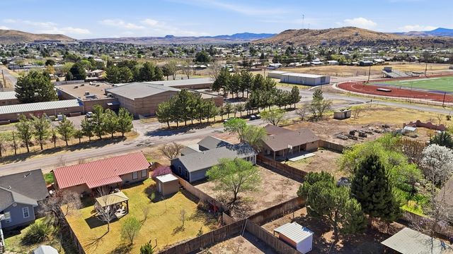 613 N Apricot, Alpine, TX 79830